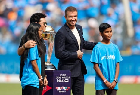David Beckham joins Sachin Tendulkar with children from UNICEF ICC Cricket 4 Good event before the match.