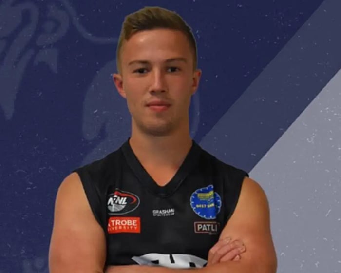 Father of Melbourne footballer who died after head clash gives moving tribute at memorial