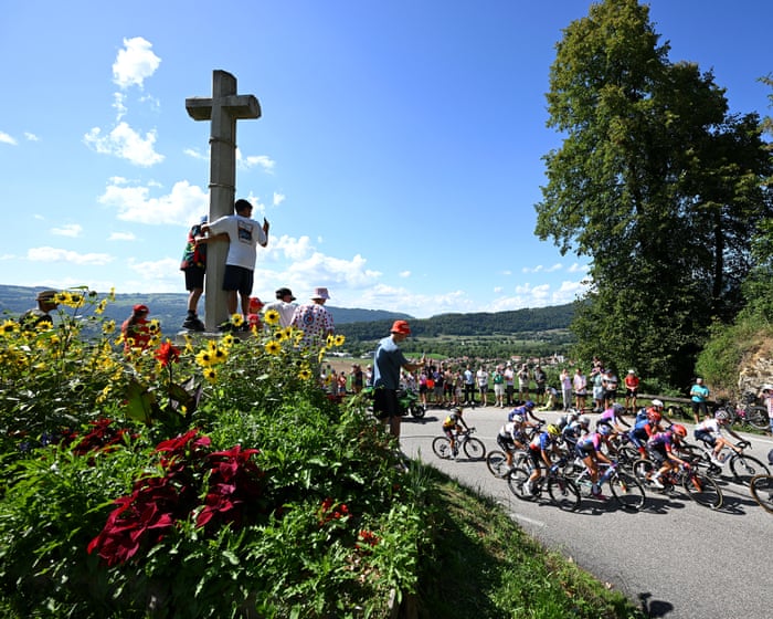 Tour de France Femmes: stage five, Mâcon to Belleville-en-Beaujolais – live — image supplied by The Guardian Sport's feed