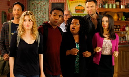 Danny Pudi, Gillian Jacobs, Donald Glover, Yvette Nicole Brown, Joel McHale and Alison Brie in Community.