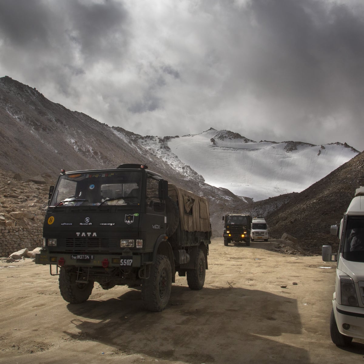 China And India Move Troops As Border Tensions Escalate China The Guardian