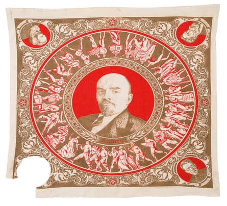 Nikolai Demkov’s Kerchief with portrait of Lenin in the Centre and Trotsky’s Corner Portrait Cut Out, 1924.