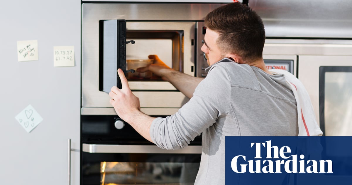 Is a ‘negative microwave’ – a device that quickly cools food and drink – possible?