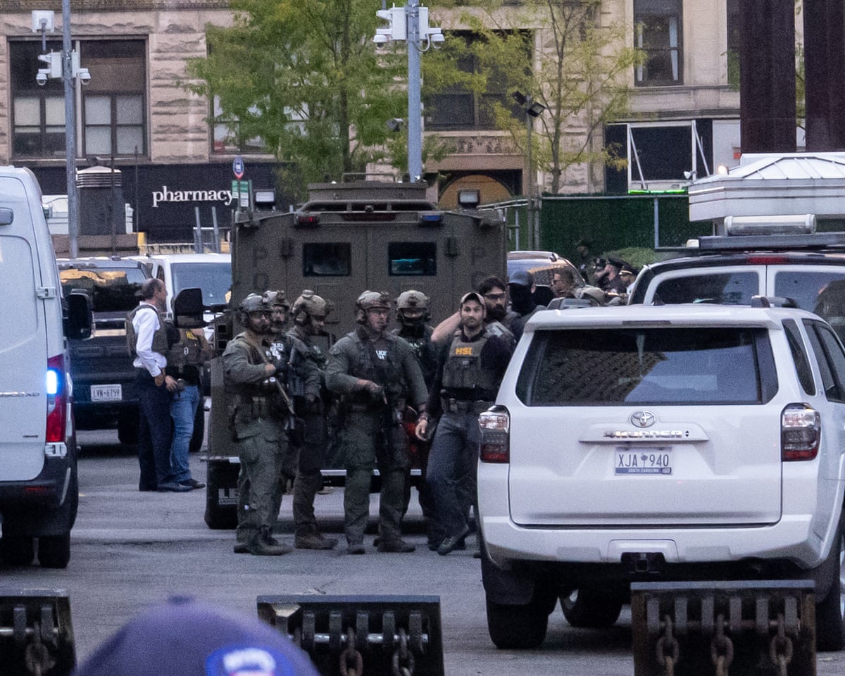 Protests erupt in New York City after ICE raids Chinatown over 'counterfeit  goods' | New York | The Guardian