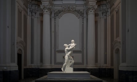 Il “nuovo Michelangelo” italiano porta la scultura nel 21° secolo  Scultura