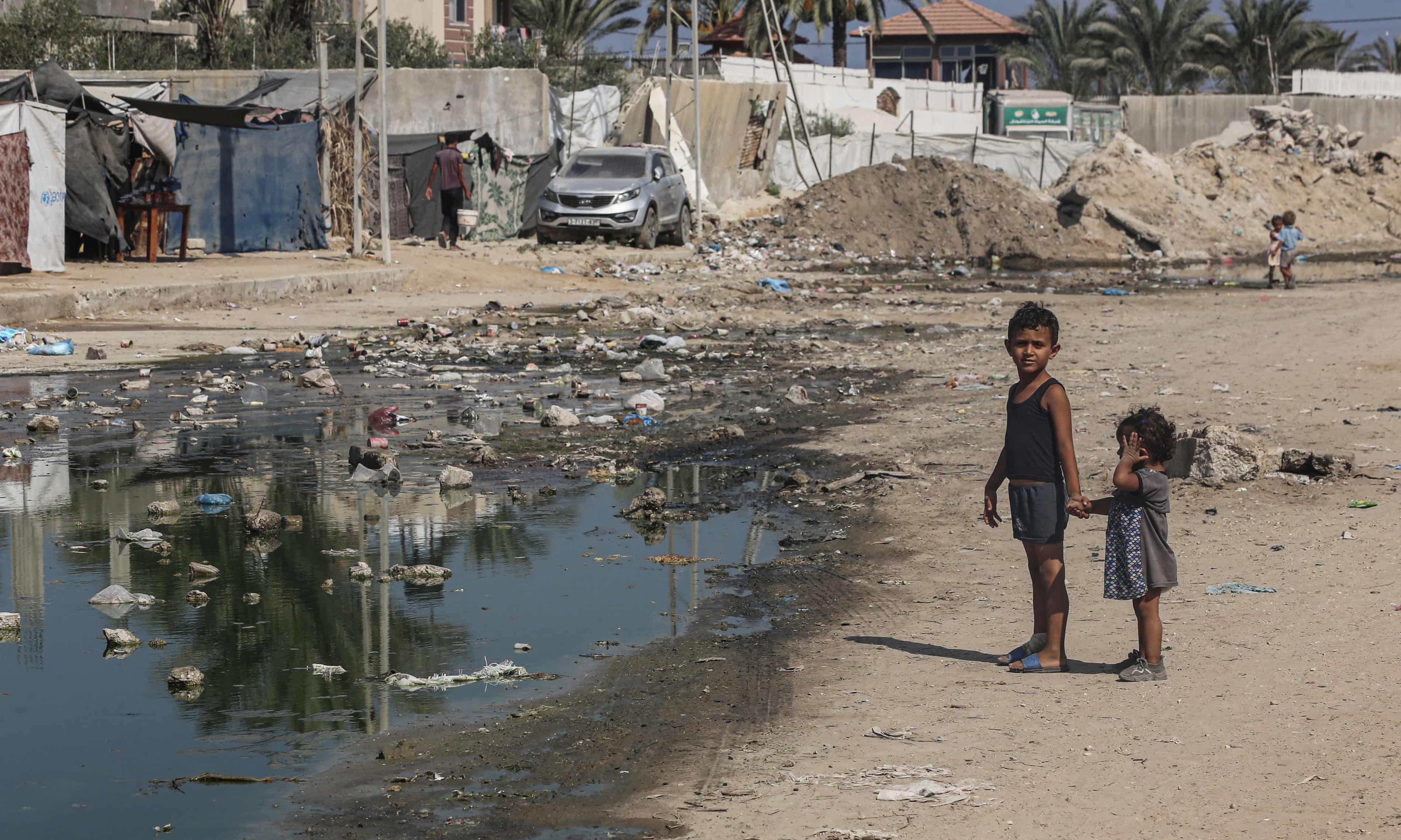 Gaza sees first polio case in 25 years as UN calls for mass vaccinations (theguardian.com)