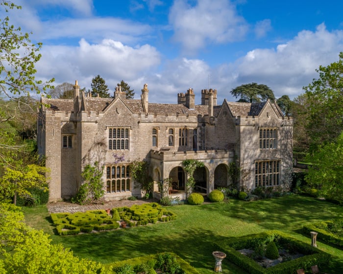 Wytham Abbey’s asking price slashed by 60% after failure to find buyer