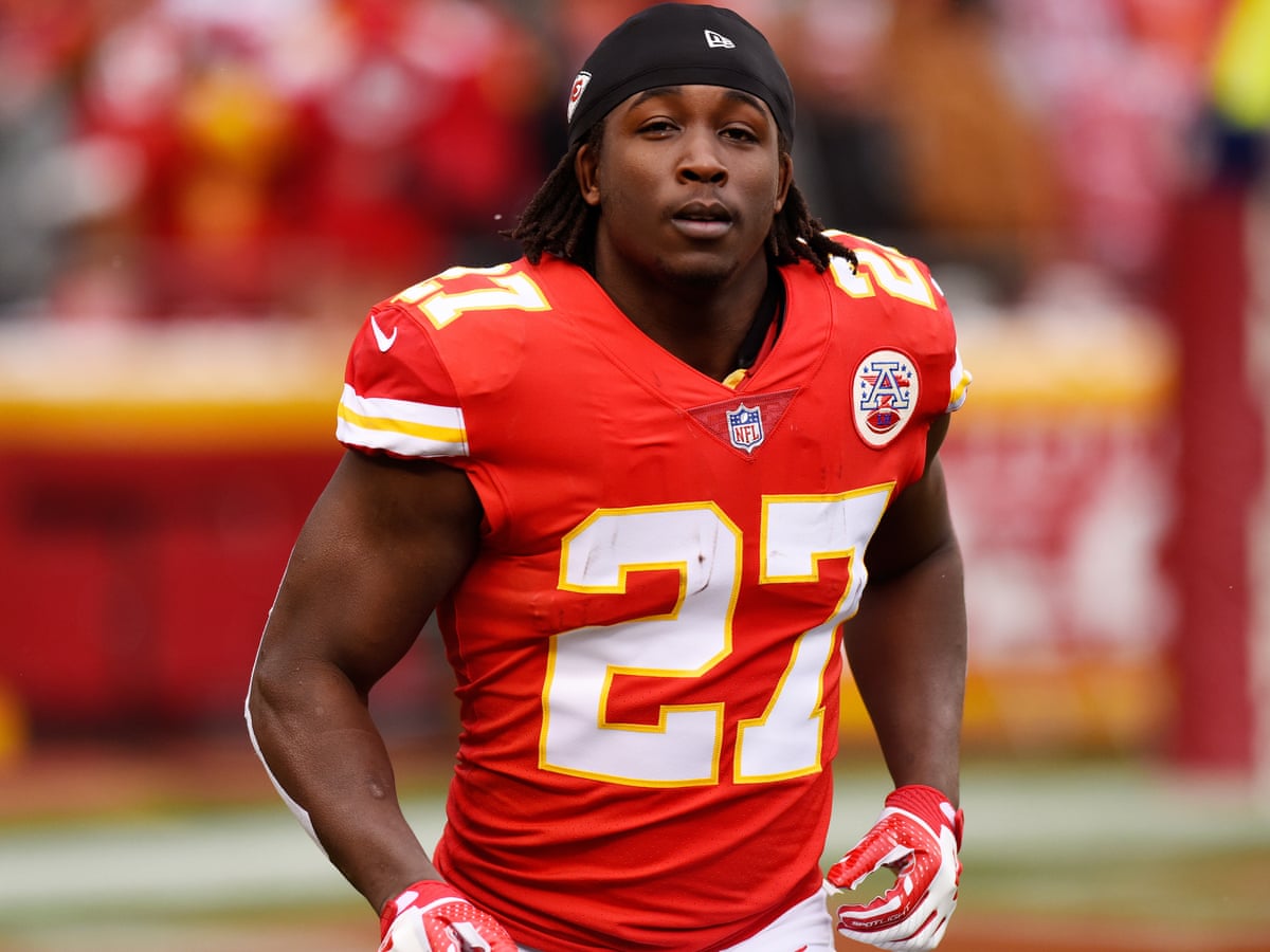 Cleveland Browns sign Kareem Hunt two months after assault video emerges | Cleveland Browns | The Guardian