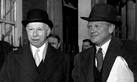 Alan Hardaker (right) the Football League’s secretary, and its president, Joe Richards, in London in 1961.