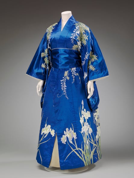twintig Eervol Renaissance Fluid and fashionable: V&A shakes up image of 'traditional' kimono | V&A |  The Guardian