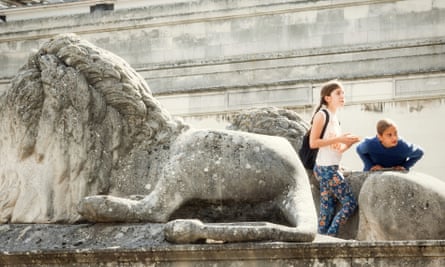 The stone lions at the Fitzwilliam museum’s entrance. Cambridge, UK.