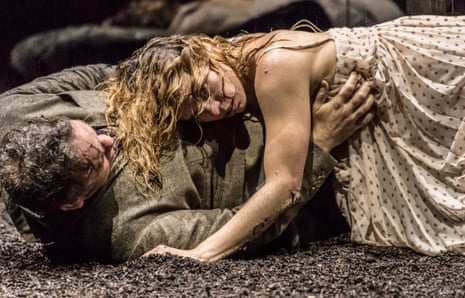 ‘Utterly contemporary’: Brendan Cowell and Billie Piper in Yerma at the Young Vic. 