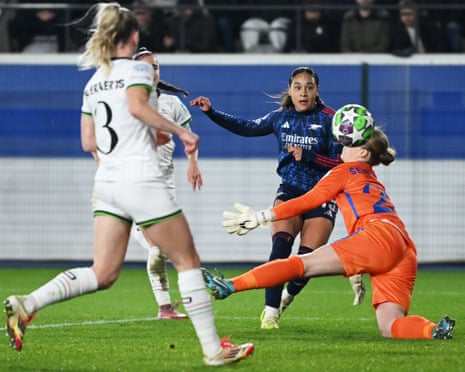 Olivia Smith of Arsenal scores her team’s first goal at Leuven.