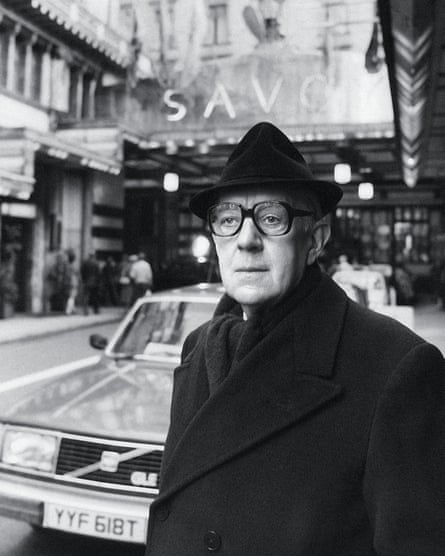 Alec Guinness as John Le Carre’s spy George Smiley.