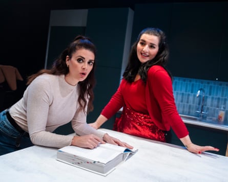 Natasha Karp as Anna and Tanya Truman as Nigella in How To Make A Mess.
