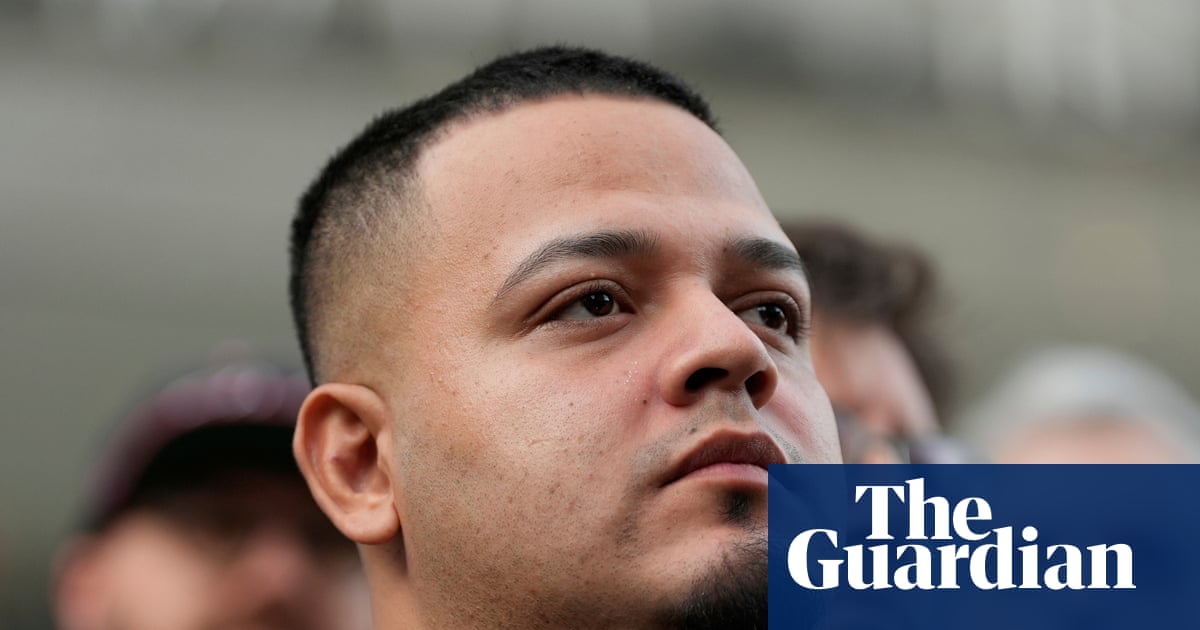 Judge blocks Trump administration from deporting Kilmar Ábrego García again