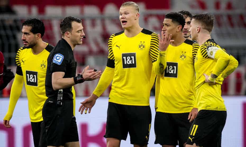 Jude Bellingham criticises referee after Dortmund go down to Bayern | Bundesliga | The Guardian