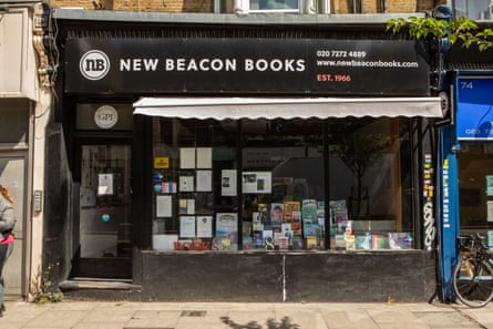 New Beacon Books in Finsbury Park, Noord-Londen