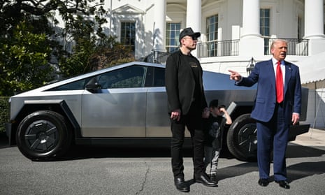 Tesla Faces Brand Crisis Amid Musk’s Political Involvement and Cybertruck Recall