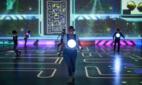 Circular Human Pac Man Pac-Man Live: filching fruit and fleeing ghosts in human-sized video ...