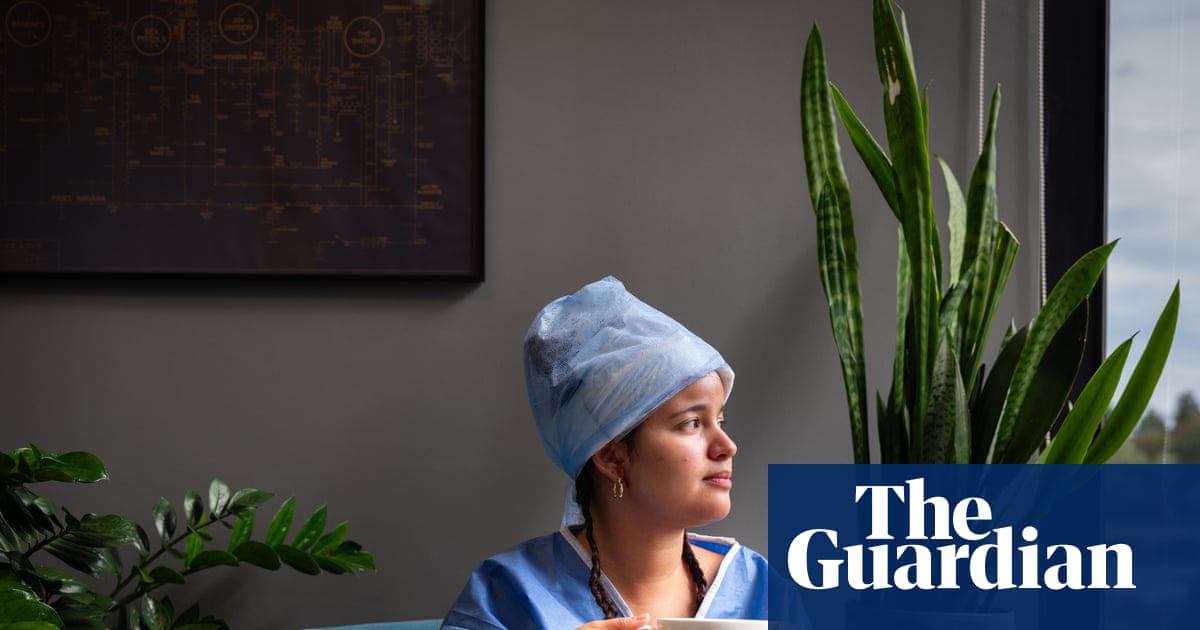 ‘Every time I step outside, the first thing on my mind is my forehead’: the women getting hair transplants