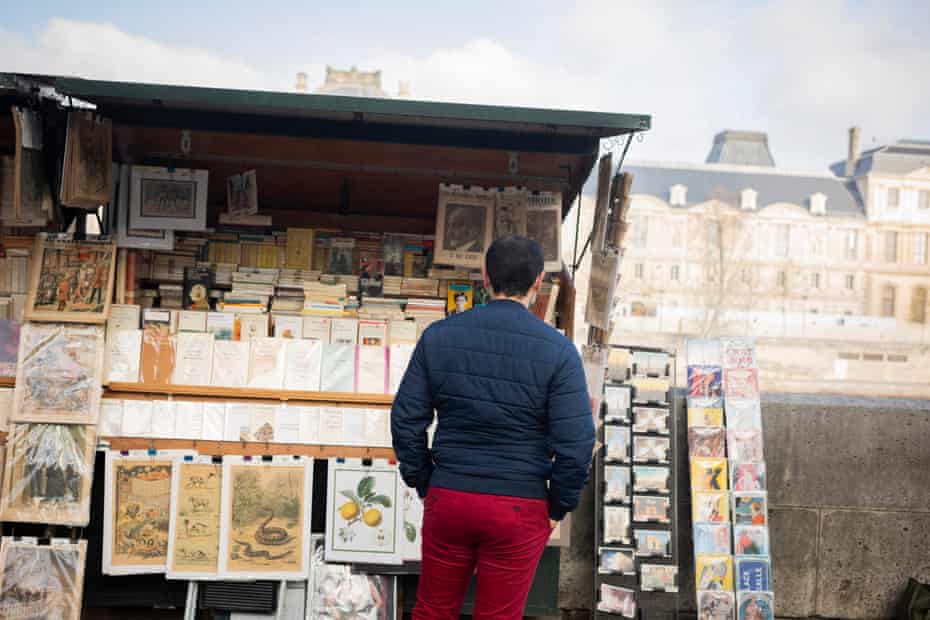 There are almost 200 book stalls along the right and left banks of the river Seine in Paris, but few of them are still open.