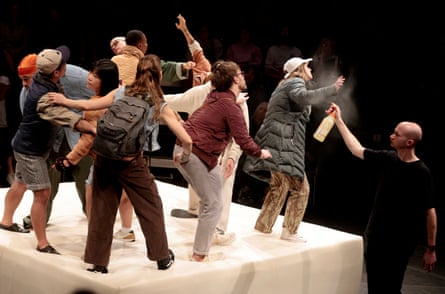 Dancers on stage performing Faye Driscoll's Weathering