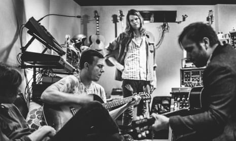 Cage The Elephant - Reviews & Ratings on Musicboard