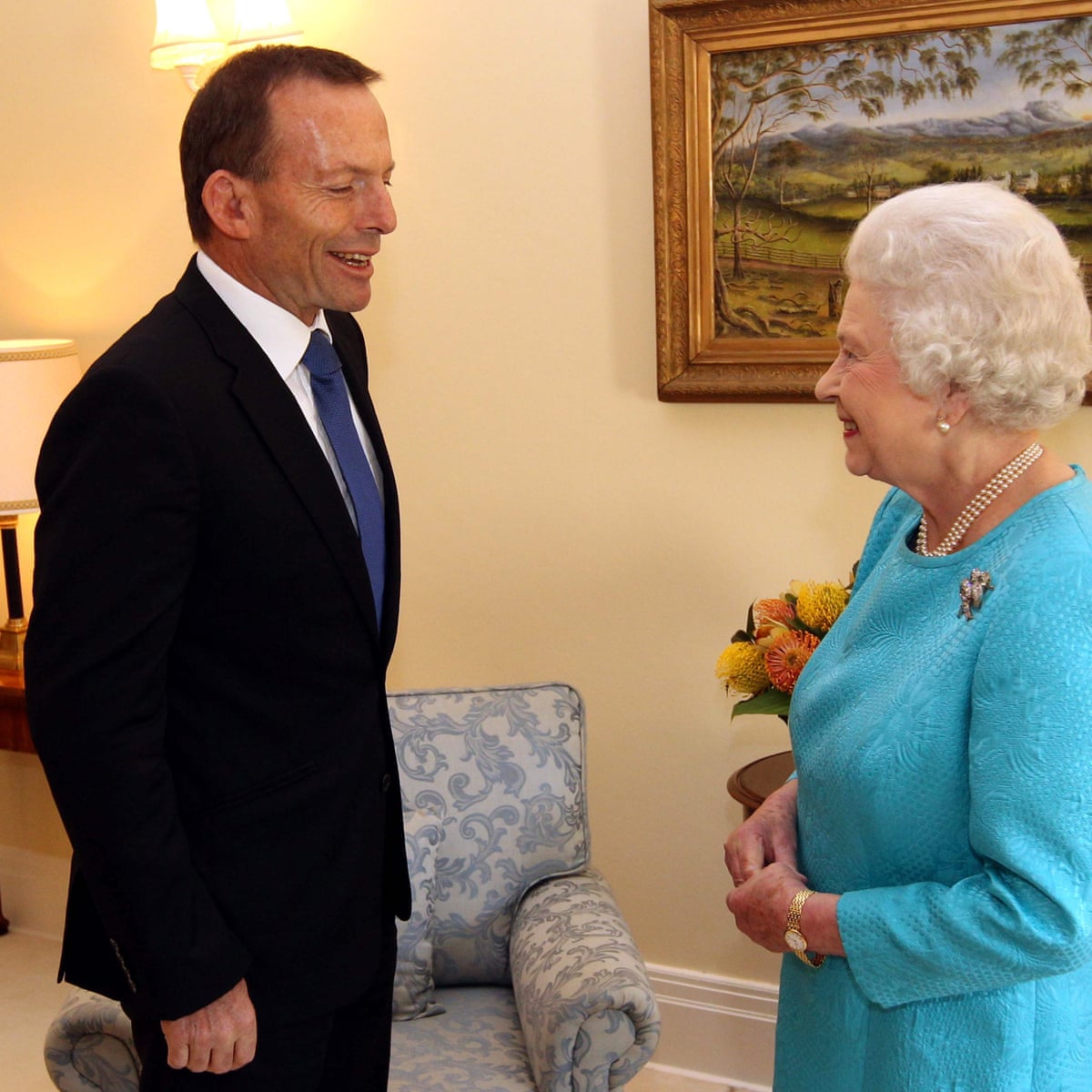 Coalition refuses to release Tony Abbott letters to Queen on knighthoods |  Australian politics | The Guardian