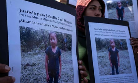 Central American migrants hold a demonstration after the death of Jakelin.