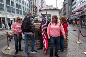The Wall had seven official crossing points, the most famous being Checkpoint Charlie. It was located in the heart of Berlin in a sector secured by American troops. 