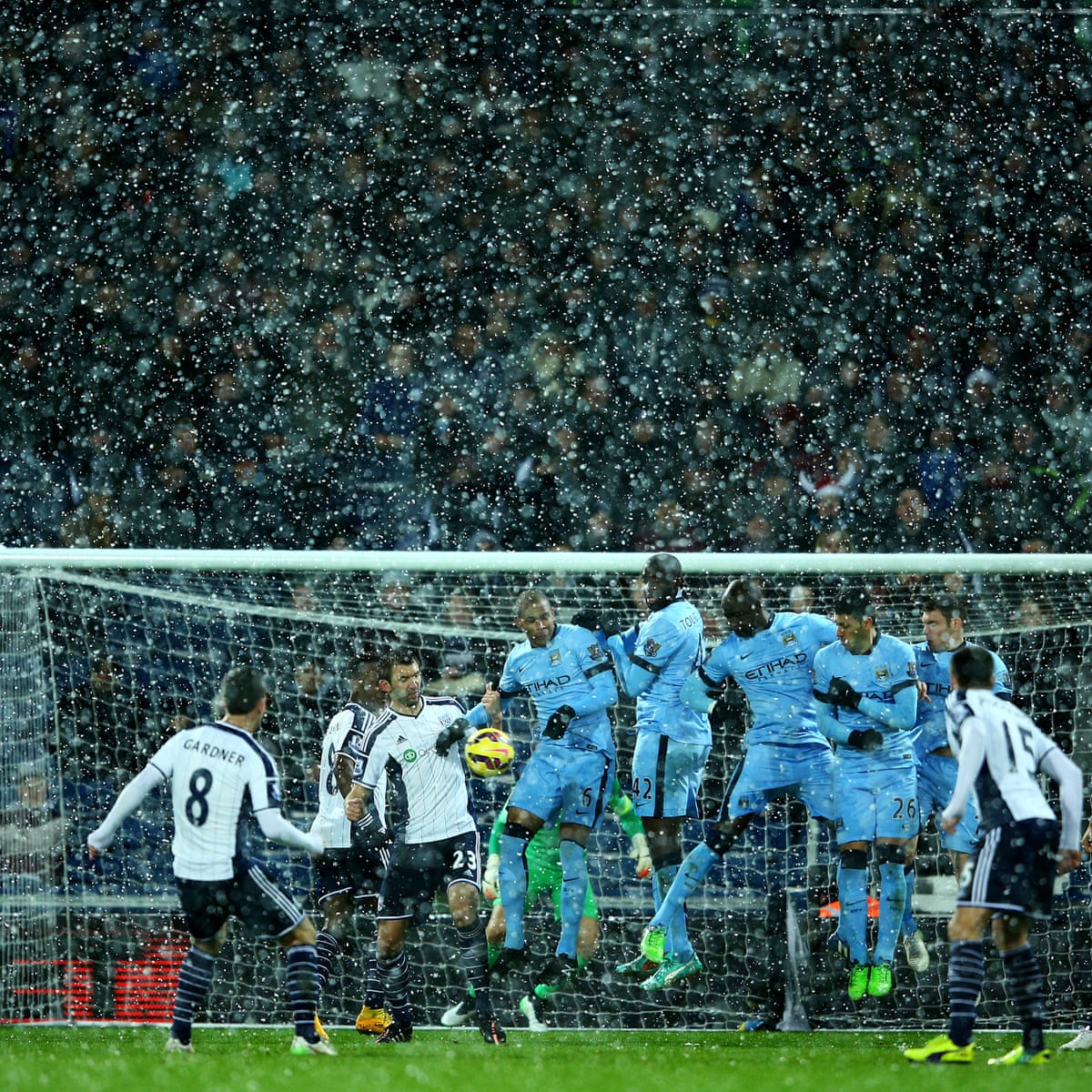 A Brief Guide To English Football Over The Christmas Holiday Sport The Guardian Christmas Eve Football Games 2021