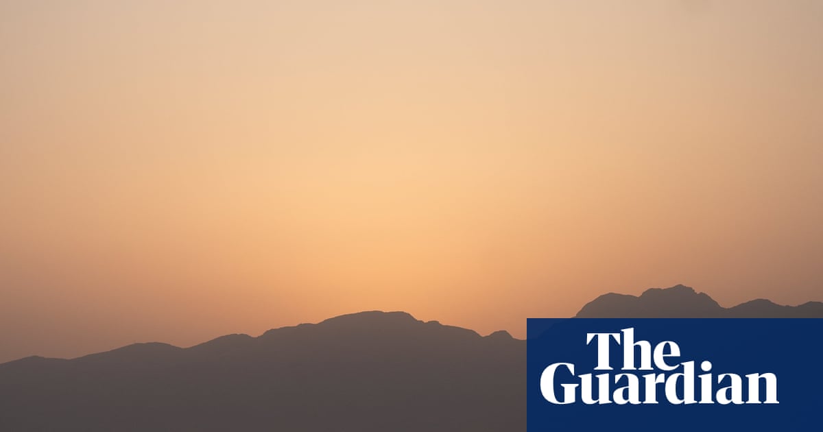 Oman caught between US and Iran after Tehran’s claims of joint strait of Hormuz plan
