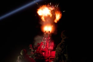 Flames shoot out of the end a  ZU-23-2 Soviet 23mm twin anti-aircraft gun, illuminating the night sky


Soldiers from the Armed Forces of Ukraine shoot down enemy drones using a ZU-23-2 Soviet 23mm twin anti-aircraft gun in an undisclosed location in Ukraine