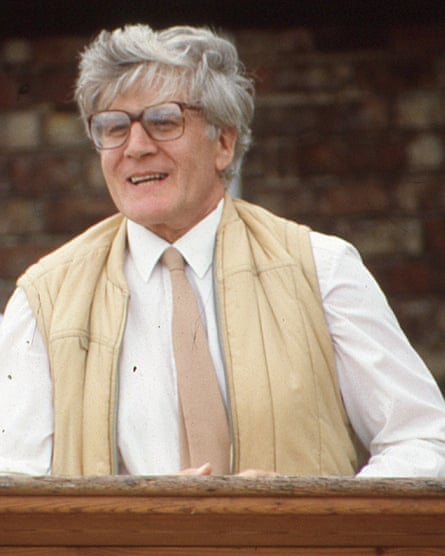 Christopher Taylor was well aware that archaeology and local history attracted the interest of a wide public, and had a strong personal commitment to adult education