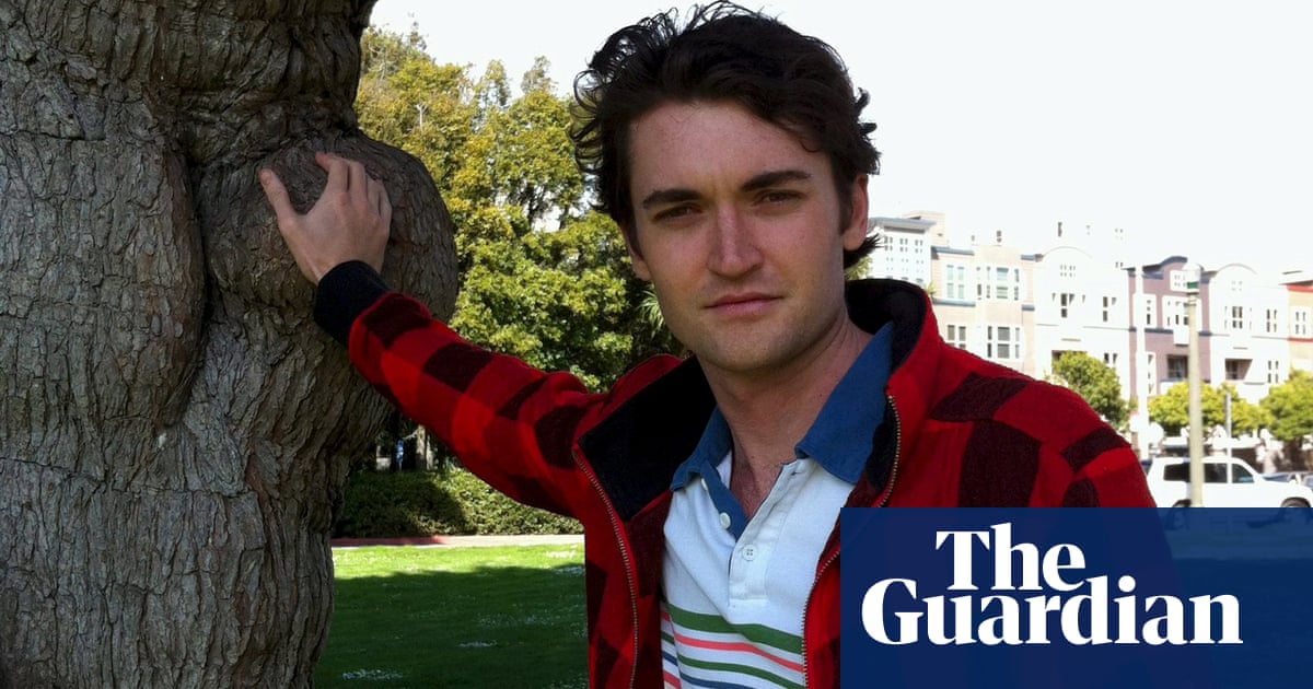 Trump pardons Silk Road founder Ross Ulbricht