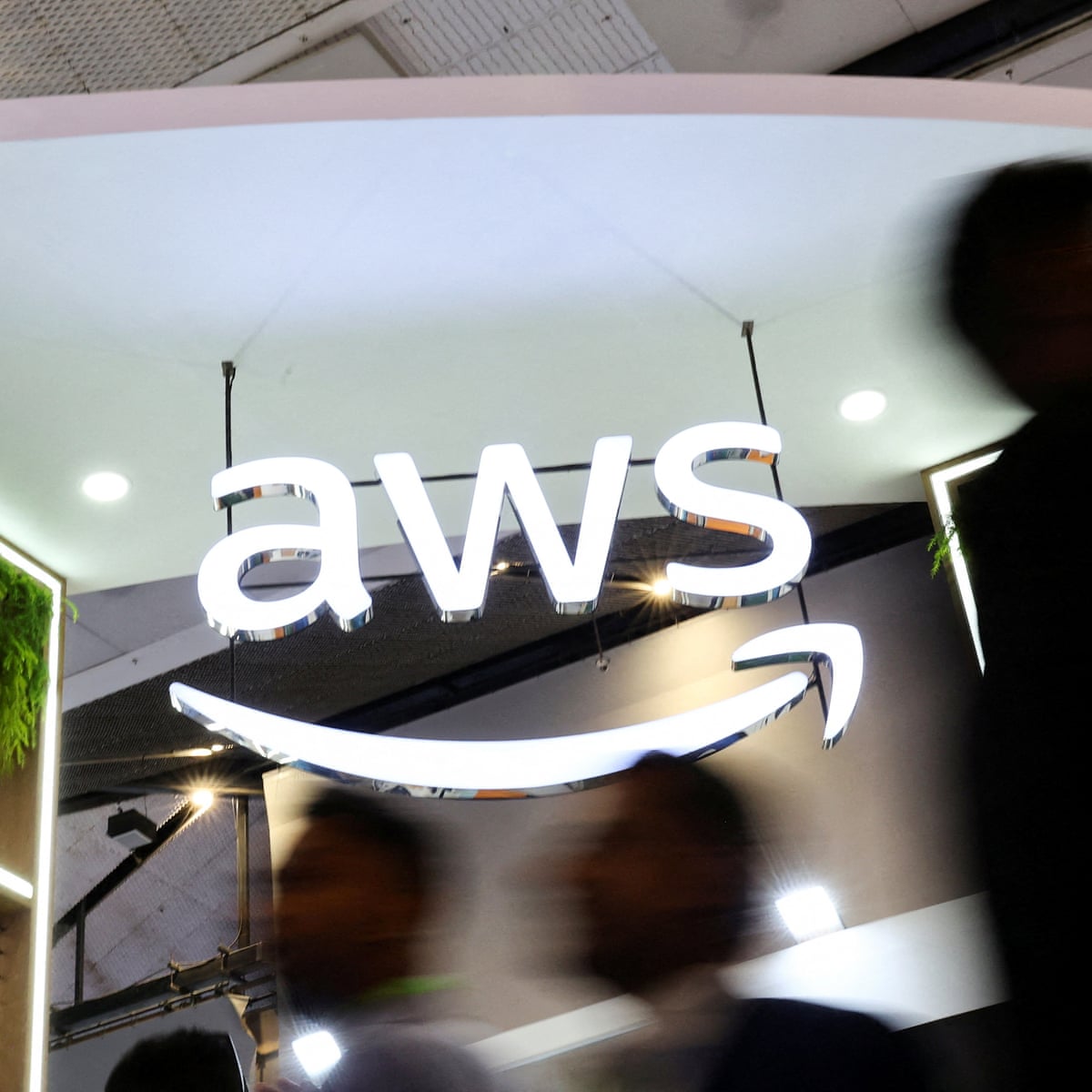 Amazon Web Services customers receive bills for up to $1.5tn after global glitch | Amazon | The Guardian