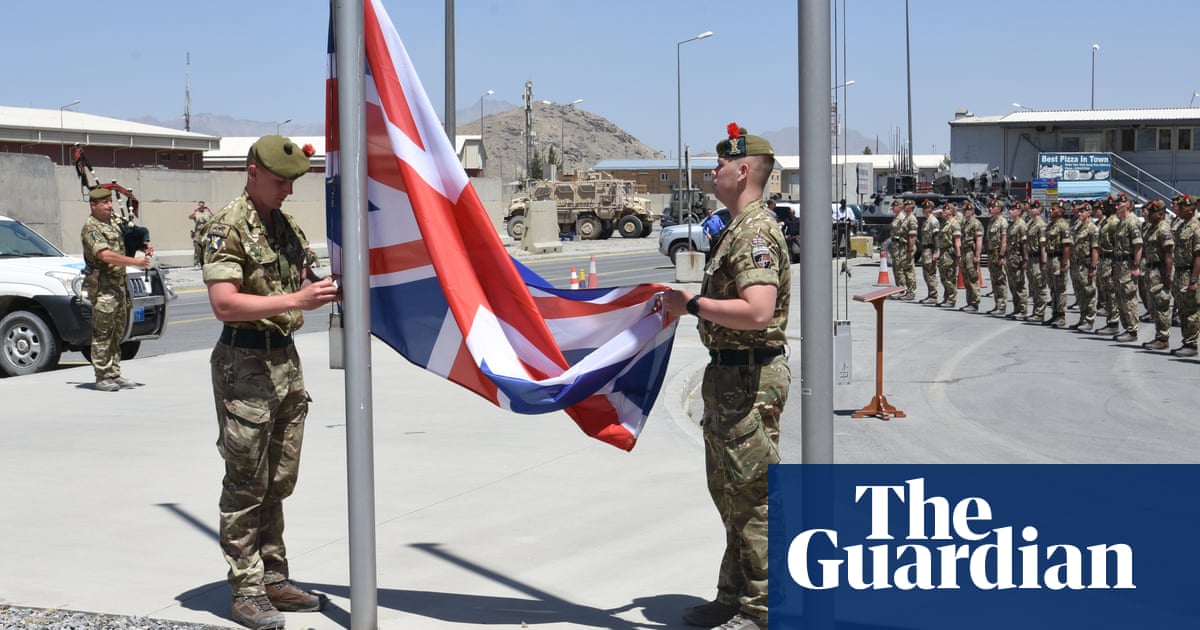 Foreign Office tells Britons in Afghanistan to leave immediately
