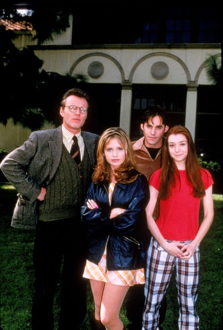 the cast of Buffy the Vampire Slayer