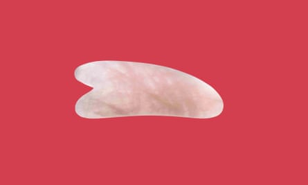 Rose quartz beauty restorer