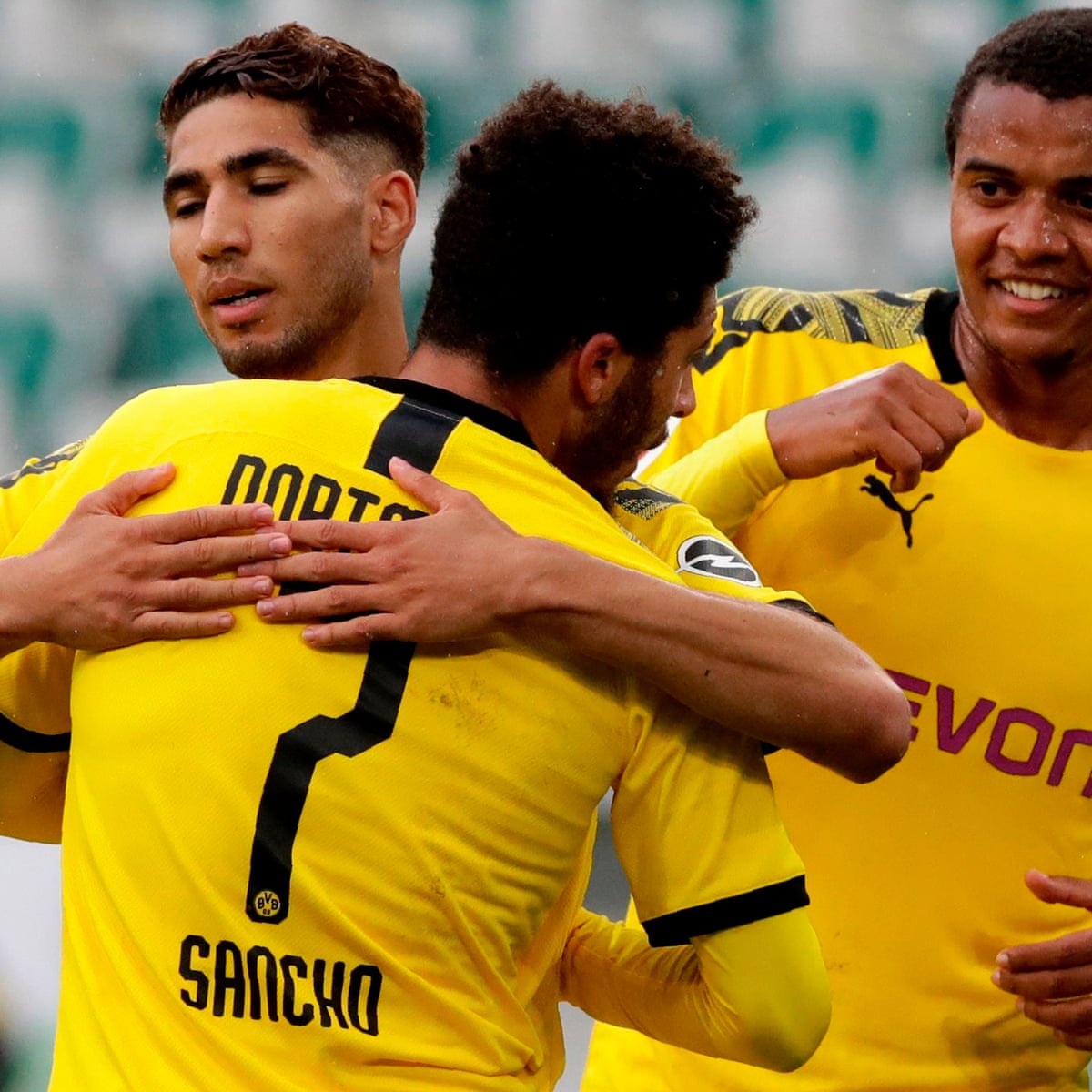 Wolfsburg 0 2 Borussia Dortmund Bundesliga As It Happened Football The Guardian