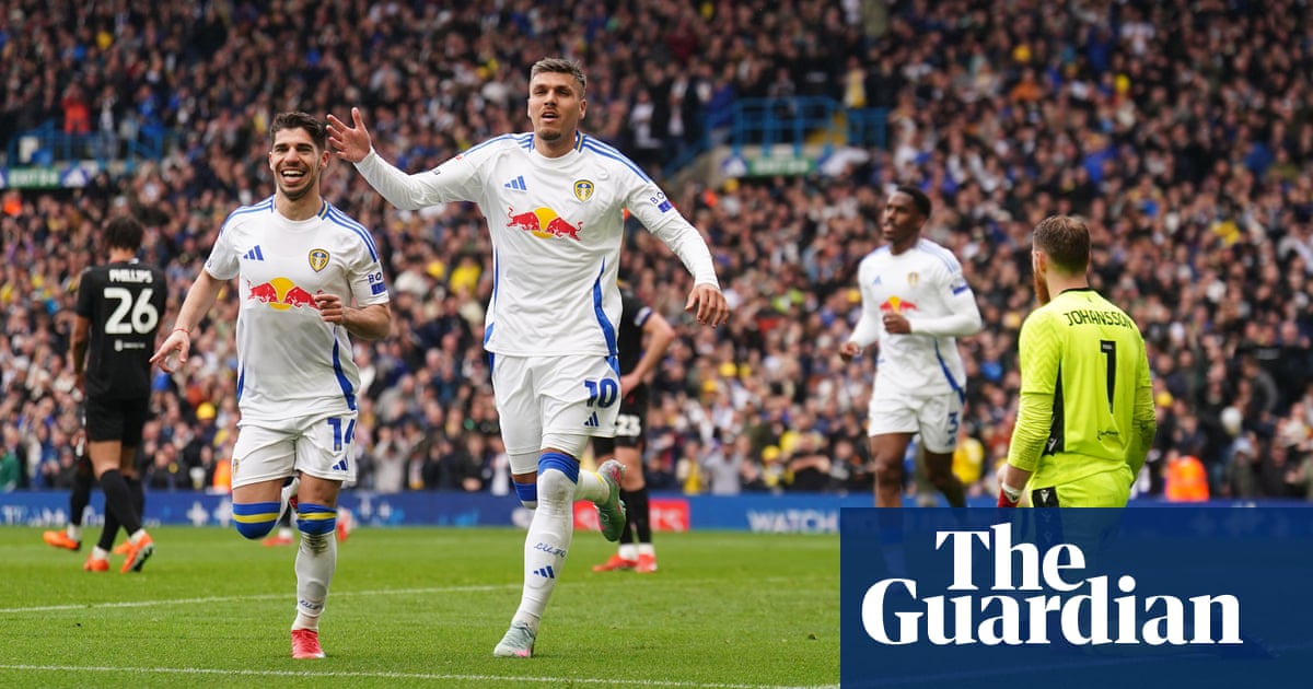 Leeds on verge of promotion after Piroe’s four-goal salvo in Stoke rout