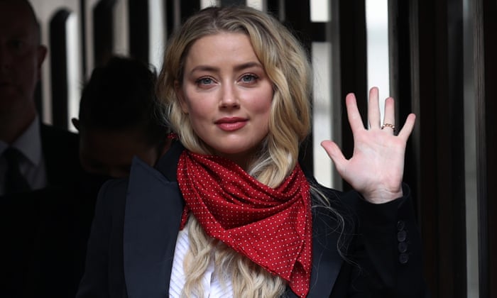 Amber Heard S Claim She Had Two Black Eyes Was False High Court Told Johnny Depp The Guardian