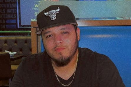 man wearing black hat and black shirt