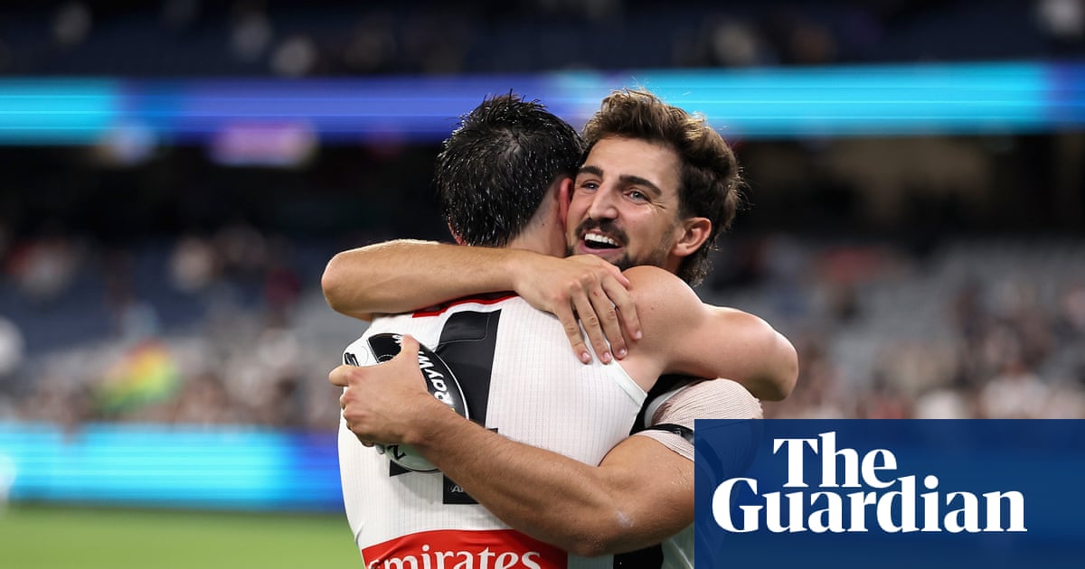 Collingwood’s cool heads rise to big AFL occasion and make point to naysayers | Jonathan Horn