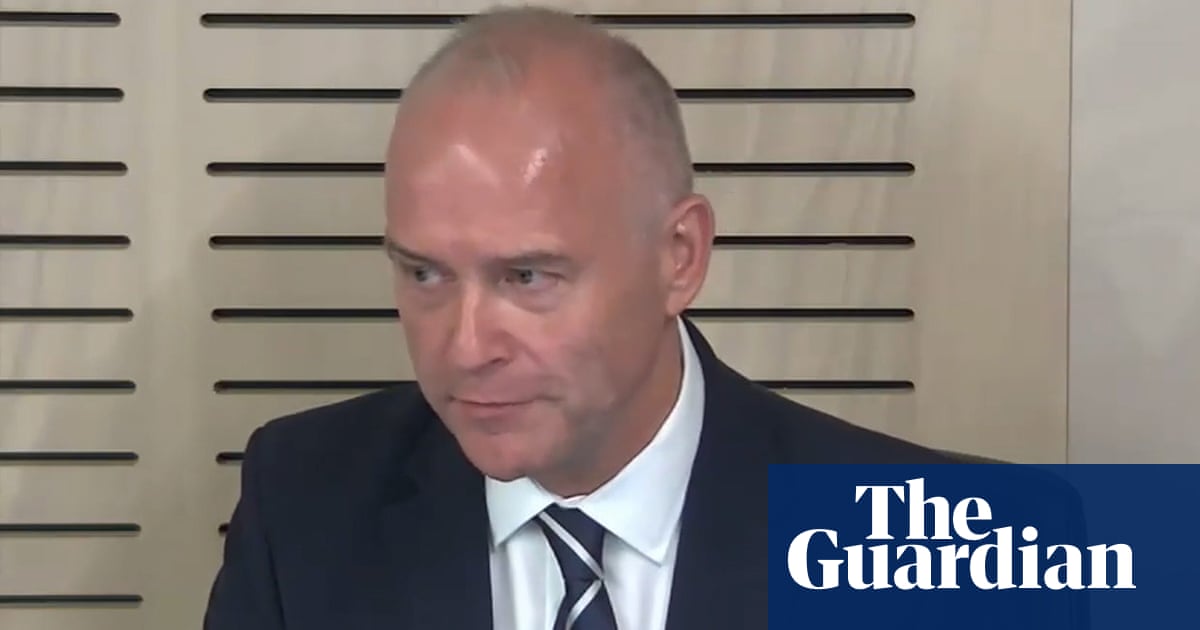 Teachers demand more scrutiny of Catholic school funding amid allegations of ‘sham arrangement’ with NSW Liberal group