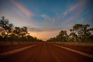 The corrugated dusty road out of Gibb Station as we leave the Ngallagunda community.