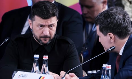 Ukraine’s president Volodymyr Zelenskyy talks to Romania’s president Nicușor Dan during the opening plenary session at the Vilnius Summit of B9 (Bucharest Nine) and Nordic countries in Vilnius, Lithuania last year.