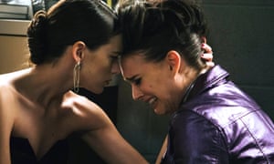 Stacy Martin and Natalie Portman in Vox Lux.