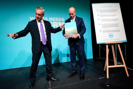 Reform UK leader, Nigel Farage, with the party’s leader in Wales, Dan Thomas, at the party’s manifesto launch in Newport on 5 March.